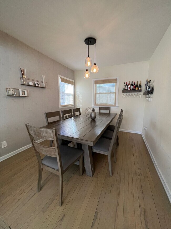 Foto del edificio - 1480 Kew Ave