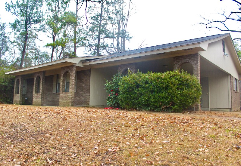 3174 Hwy 45 N, Columbus, MS 39705 House Rental in Columbus, MS