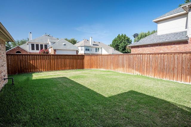 Foto del edificio - 3704 Southport Dr