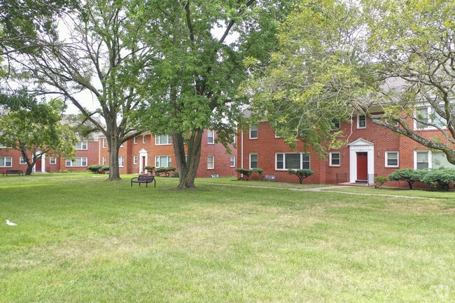 Exterior Photo - Washburn South