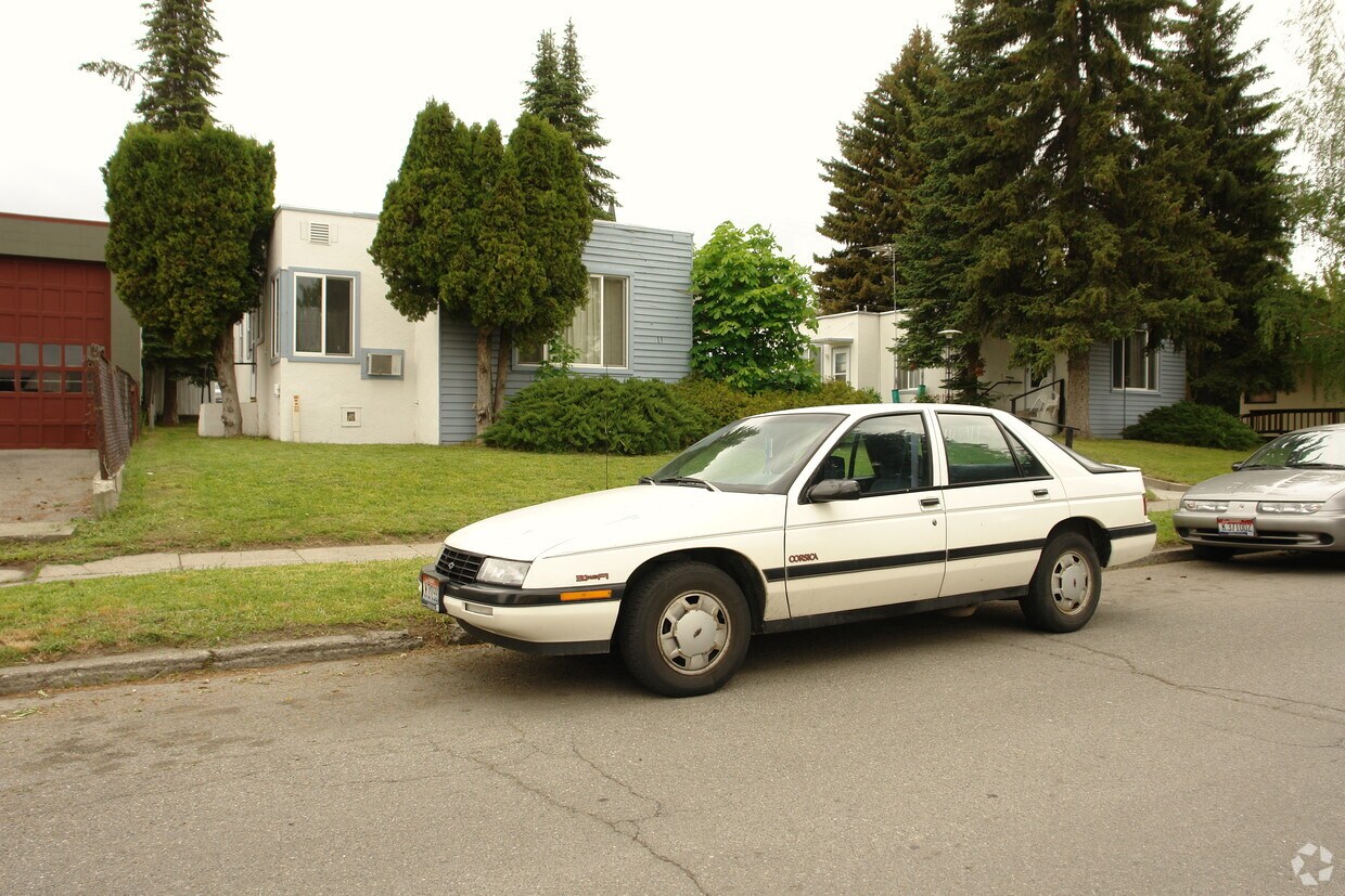 Foto del edificio - 413 E Indiana Ave