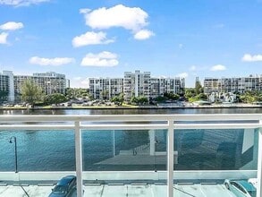 Building Photo - 3000 S Ocean Dr