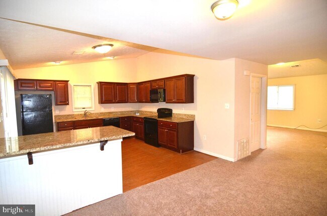 Foto del edificio - 312 Clubhouse Dr