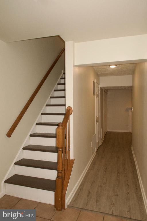 Building Photo - 9213 Andrew Dr