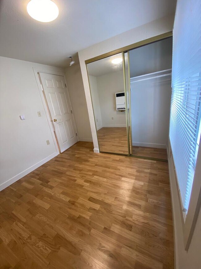 Foto del edificio - 2234 Haste St