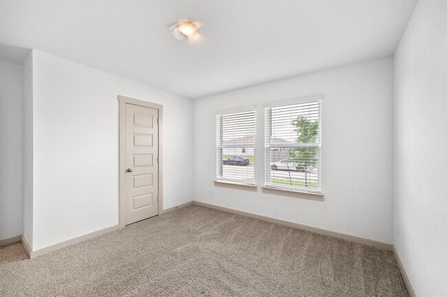 Building Photo - 6911 Escobedo Ln