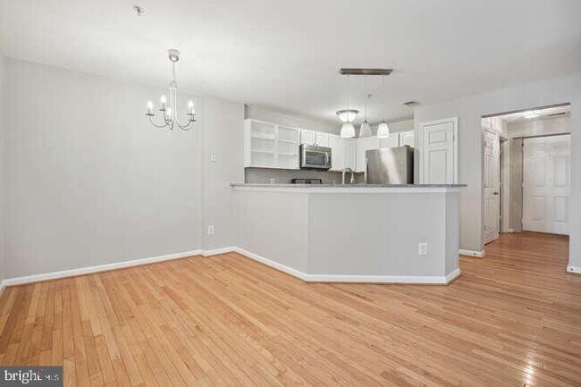 Foto del edificio - 18705 Sparkling Water Dr