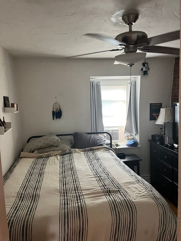 Foto del edificio - 675 E 7th St