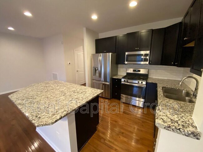 Foto del edificio - 4271 Arthur Ct