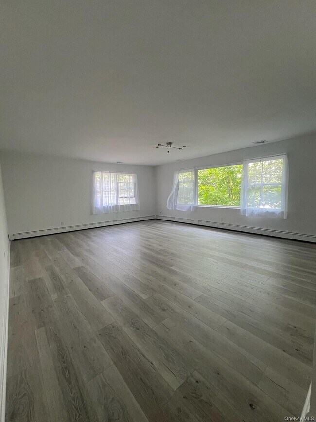 Foto del edificio - 1235 Youngs Ave