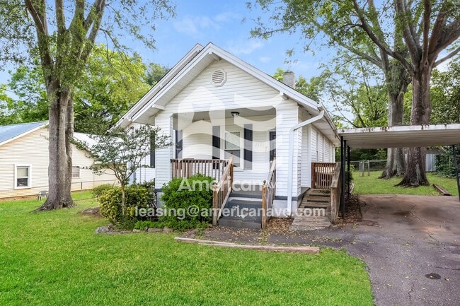 Building Photo - 213 S 7th St