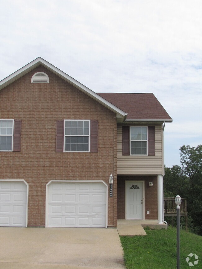 Building Photo - 22540 Hollow Oak Ln