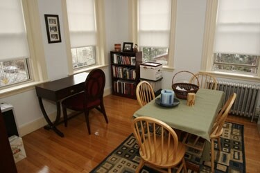 Comedor - Perkins Square