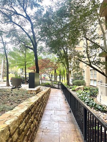 Building Photo - 3225 Turtle Creek Blvd