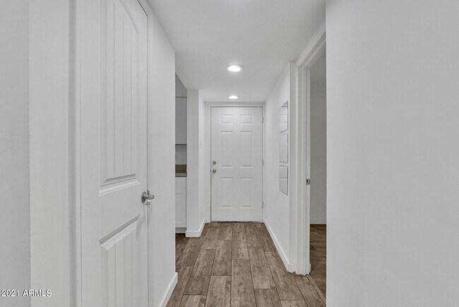 Foto del edificio - 3314 N 68th St