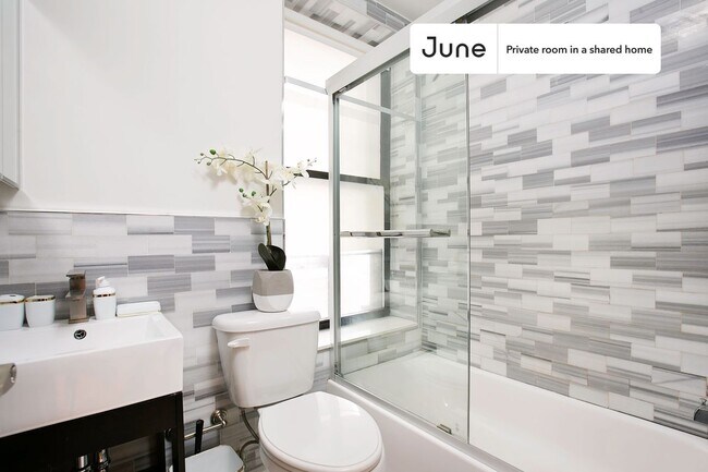 Foto del edificio - Room in Shared 3 bed/1.5 bath home in Central Harlem