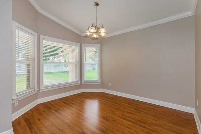 Foto del edificio - 27448 Sky Lake Cir