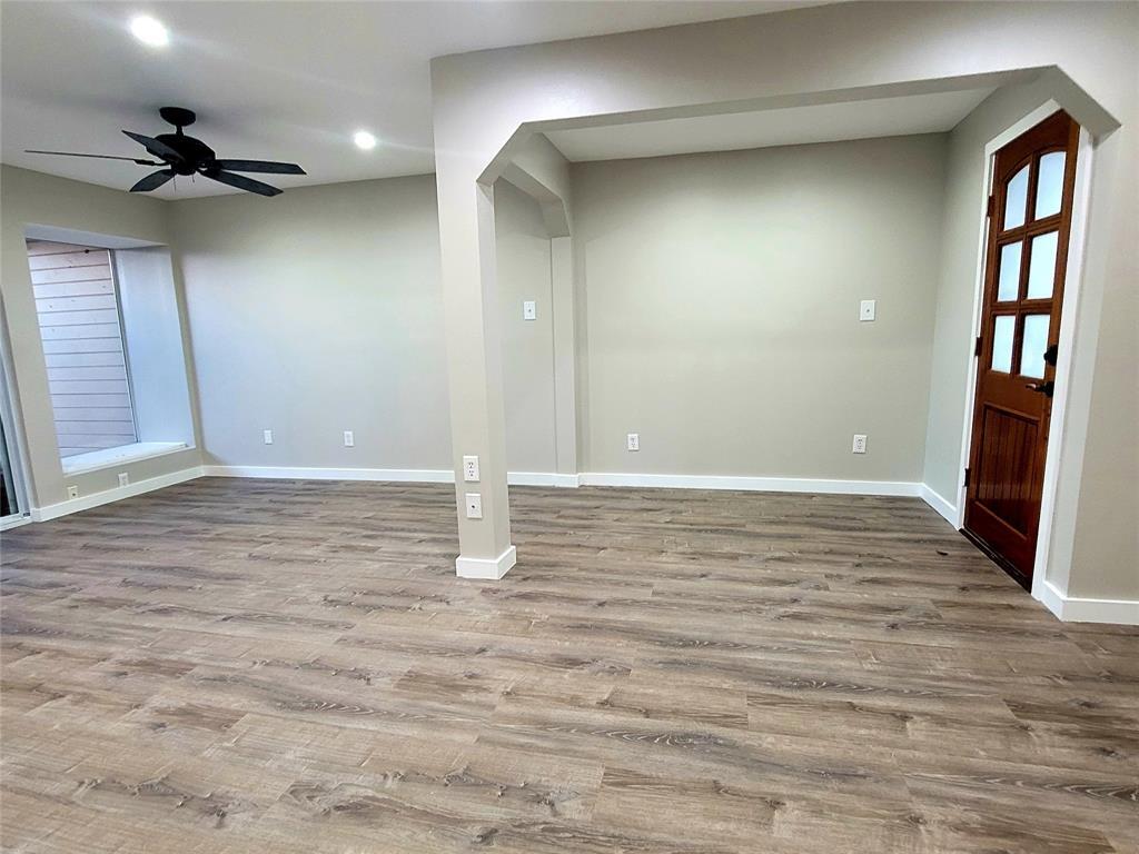 Foto principal - 1214 Barton Hills Dr