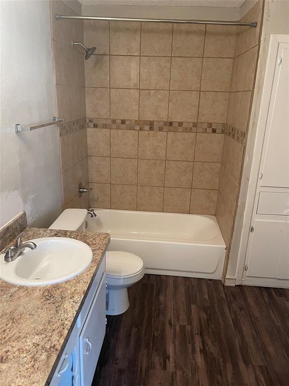 Foto del edificio - 5717 Jane Anne St