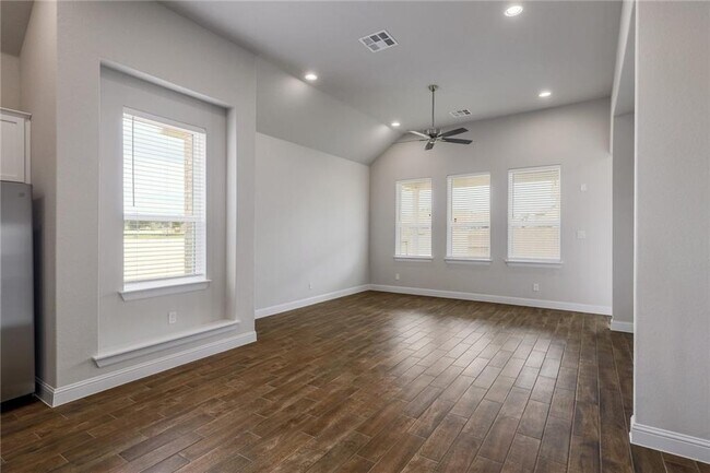 Building Photo - 2312 Gold Dust Trl