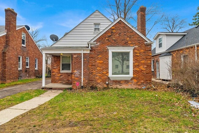 Building Photo - 5595 Cadieux Rd