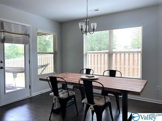 Foto del edificio - 136 Summer Pointe Ln NW