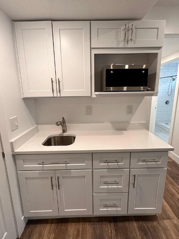 Foto del edificio - 1302 Sunrise Ln