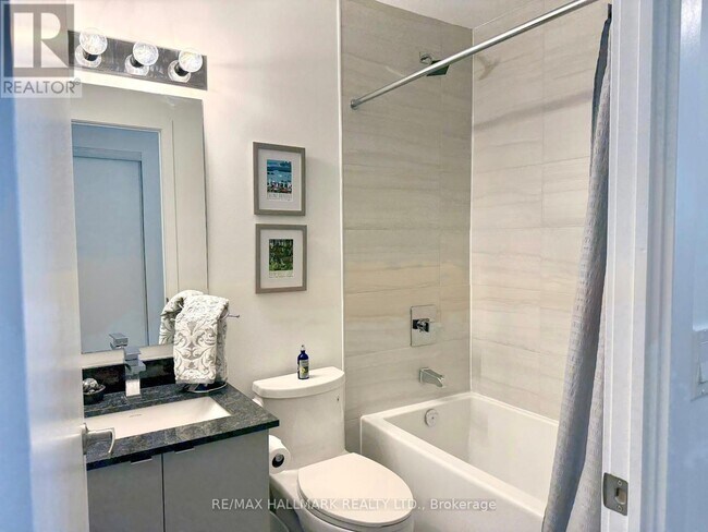 Photo du bâtiment - 630 Greenwood Ave