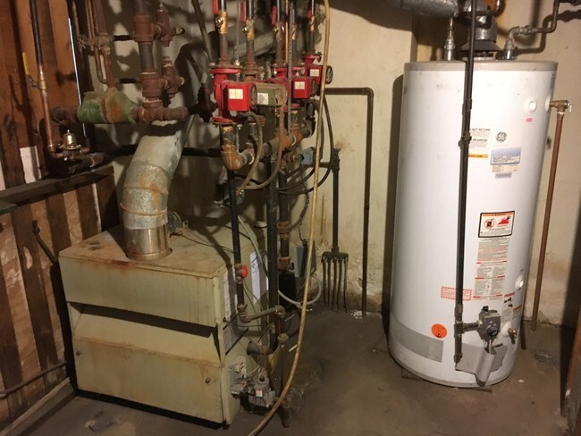 Foto del edificio - 2311 Saint Charles Rd