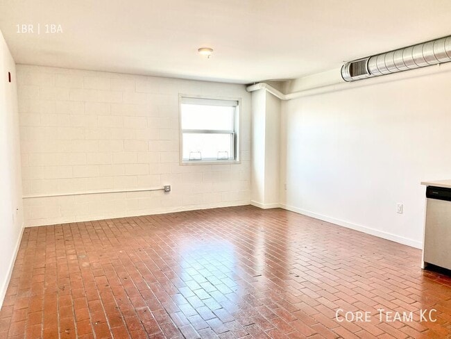 Foto del edificio - 1180 E 30th St