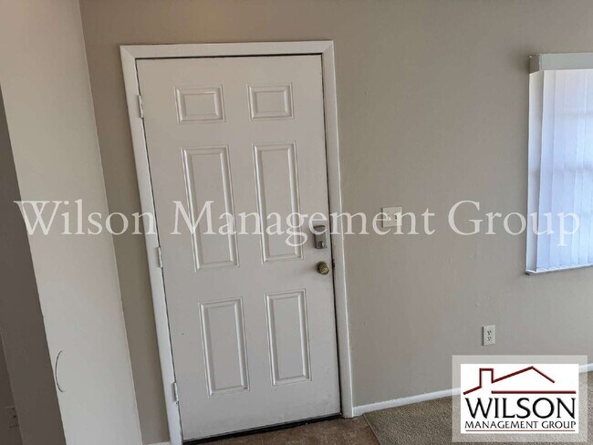 Foto del edificio - 701 Kings Cove Ct