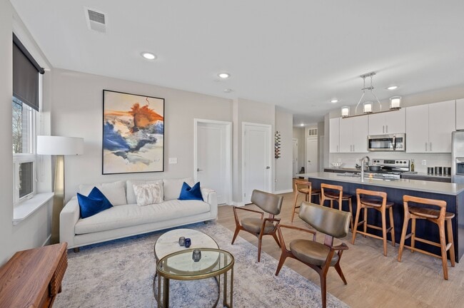 Building Photo - JRG Lofts