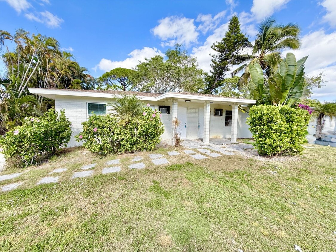 Primary Photo - 618 6th Ave