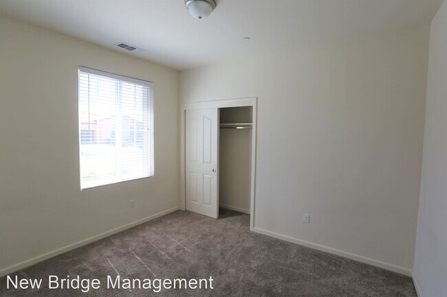 Building Photo - 3 br, 2 bath House - 4351 Strathmore Place