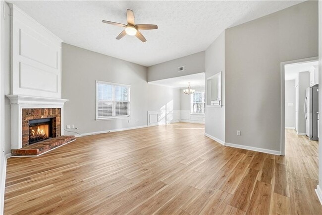 Building Photo - 2335 Winthrope Way Dr