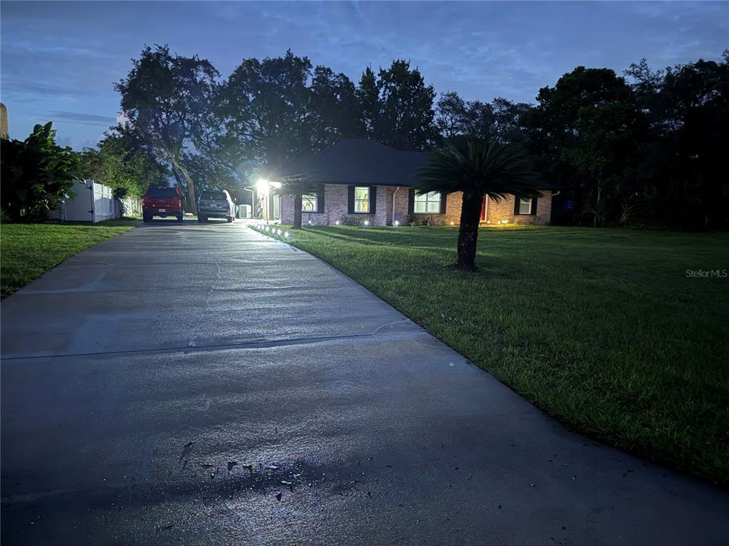 Foto principal - 2508 Arslan St