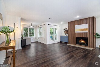 Building Photo - 1538 Chantilly Dr NE