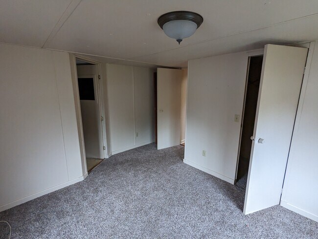 Dormitorio principal - 6255 Bellwood Dr