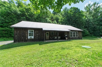 Building Photo - 2070 Harper Rd