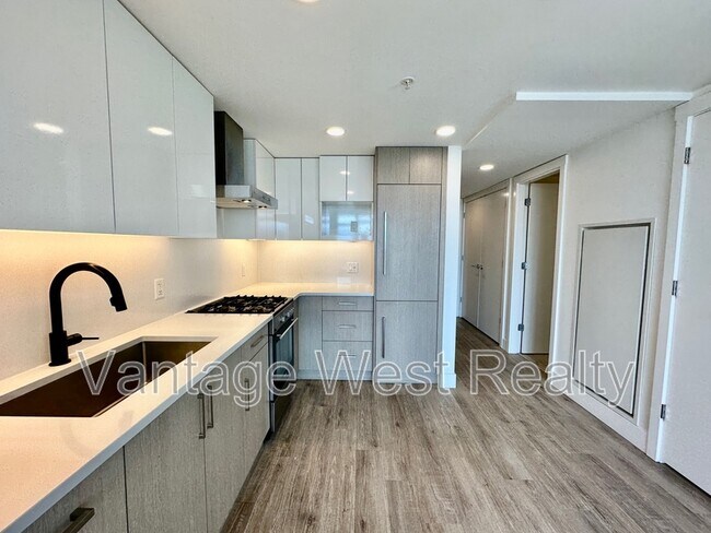 Photo du bâtiment - 1588 Ellis St