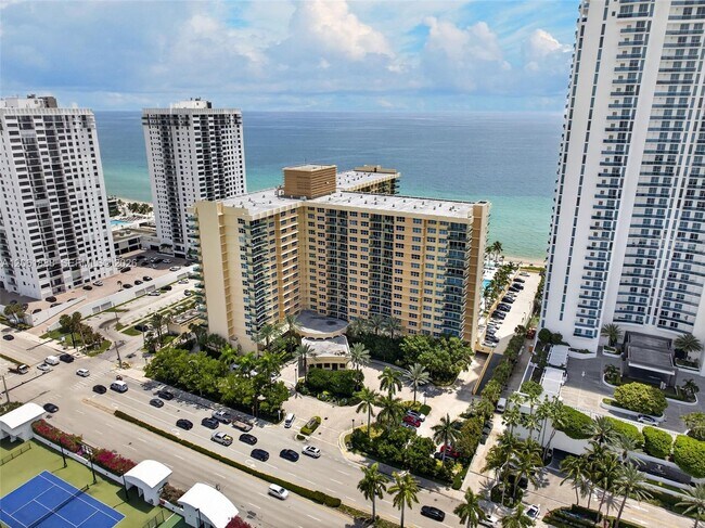 Foto del edificio - 2501 S Ocean Dr