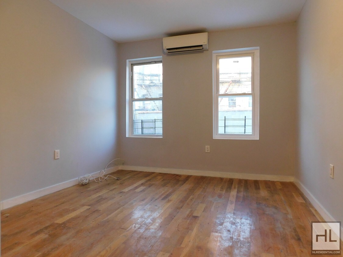 Building Photo - 41 STREET