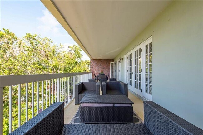 Foto del edificio - 1 bed 1 bath close to FLL Beach