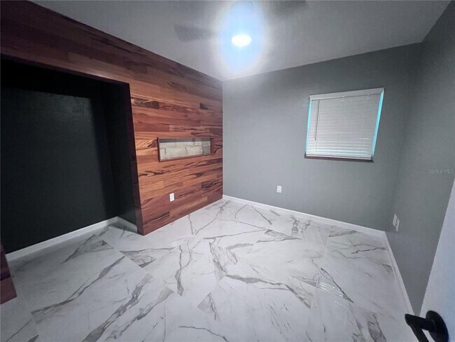 Foto del edificio - 3330 NW 24th Ave