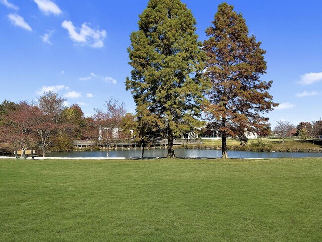 Foto del edificio - Walking Trails*******Castle School System********Large 3 Bedroom