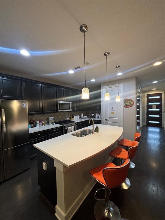 Foto del edificio - 807 E 16th St