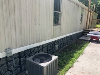 Building Photo - 419 Fair Oaks