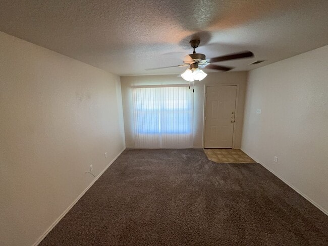 Building Photo - 5304 Lauren Lea Dr
