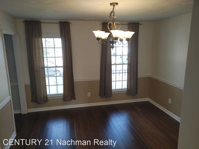 Building Photo - 4 br, 2.5 bath House - 4613 Mistral Lane