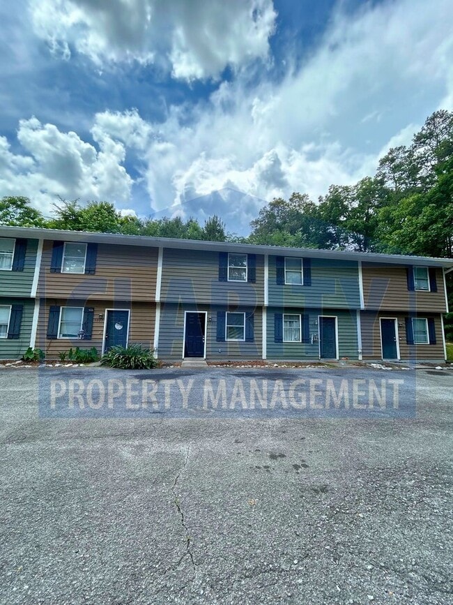 Building Photo - 3009 Adkisson Dr